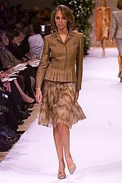 Look 12